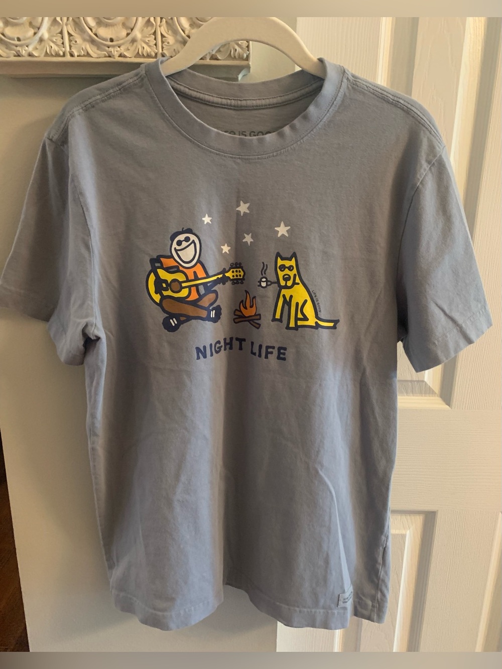 Life Is Good Gray Short Sleeve Tee with Dog Campfire Graphic - Small